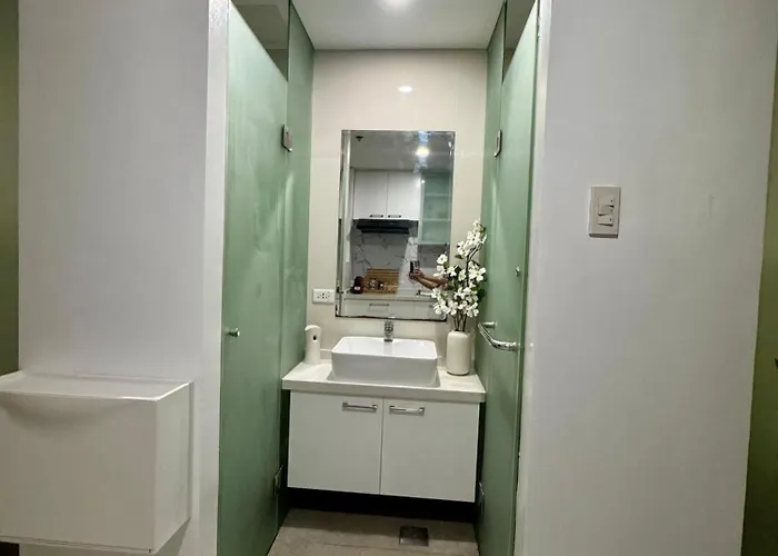 Apartment La Casa Zen - Cozy With Private Wi-fi, Complimentary Access To Fitness Centre, Swimming Pool And Stunning View Located Near The Cbd Of Ortigas, Makati, Bgc *