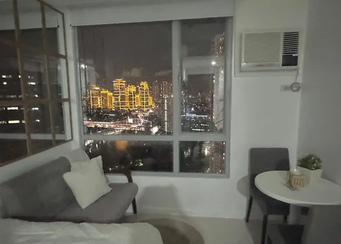 La Casa Zen - Cozy With Private Wi-fi, Complimentary Access To Fitness Centre, Swimming Pool And Stunning View Located Near The Cbd Of Ortigas, Makati, Bgc