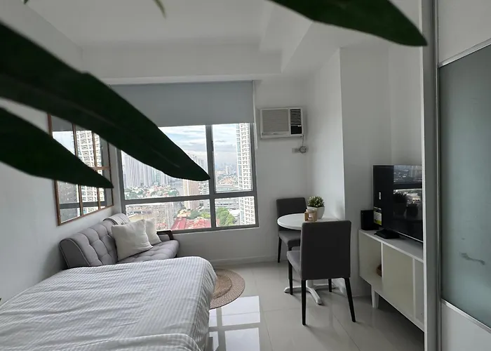 Apartment La Casa Zen - Cozy With Private Wi-fi, Complimentary Access To Fitness Centre, Swimming Pool And Stunning View Located Near The Cbd Of Ortigas, Makati, Bgc Manila