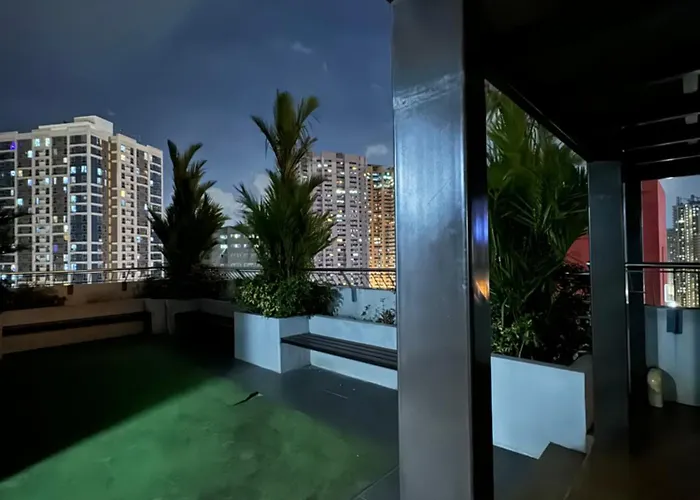 Apartment La Casa Zen - Cozy With Private Wi-fi, Complimentary Access To Fitness Centre, Swimming Pool And Stunning View Located Near The Cbd Of Ortigas, Makati, Bgc *